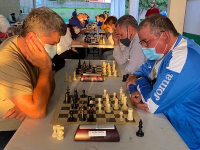 Boa acollida do Torneo de Xadrez Concello de Oia na sa primeira edicin