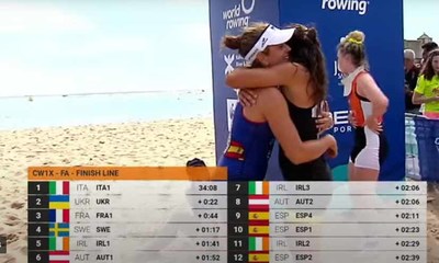 La tudense Carlota Gonzalez Gil participa en el Campeonato del Mundo de remo de mar modalidad Costal