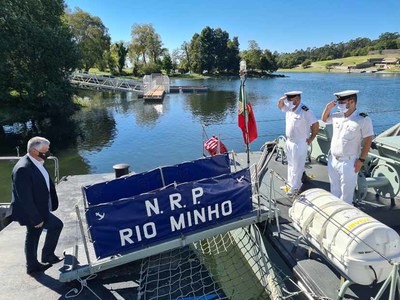 Lancha de fiscalizaao NRP Rio Minho j regressou a Cerveira