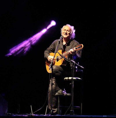 Amancio Prada percorre a sa discografa galega o prximo martes no Teatro Municipal de Tui