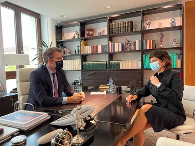 A alcaldesa presenta ao presidente da Xunta os proxectos de futuro en Tomio