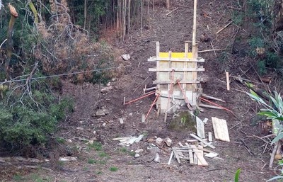 Os Socialistas de Oia consideran inadmisible que se tea que paralizar a obra da Ponte colgante de Acevedo