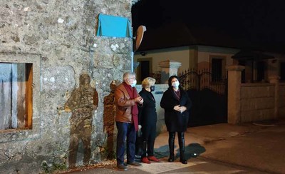 Goin estrea ra no barrio de Tollo co nome de Xon Pieiro, un dos seus grandes escultores