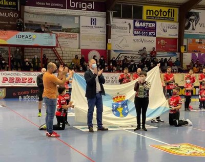 O Rosal homenaxea a Javi Daz, o porteiro rosaleiro que xa acumula 600 partidos na Asobal