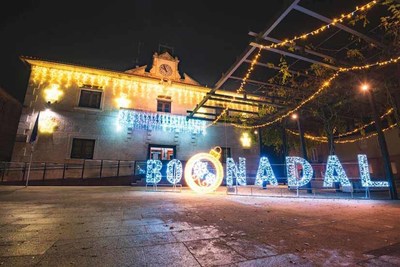 Tomio axuda a un centenar de familias a pasar un mellor Nadal