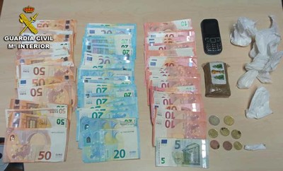 La Guardia Civil detiene a un vecino de Tui por trfico de drogas