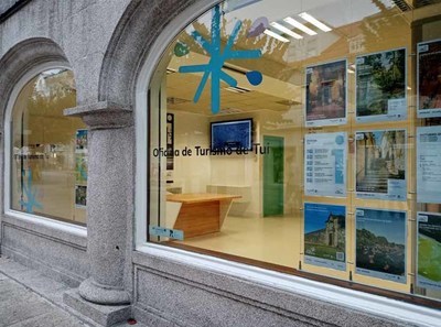 A nova oficina de turismo de Tui abre as portas a unha indita marca turstica