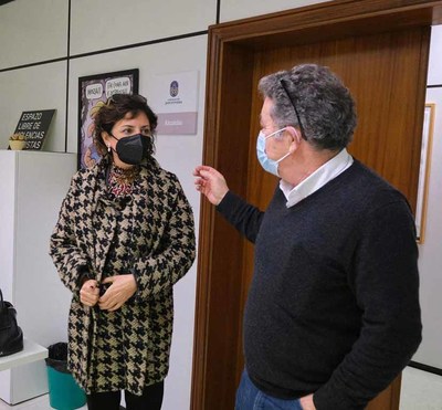 Tomio estuda a iniciativa pioneira de Pontevedra de mobilidade entre rural e casco urbano