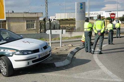 La Guardia Civil denuncia a un vecino de Tomio por conduccin temeraria en la carretera de Ponte Caldelas a Soutomaior