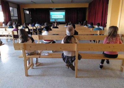 Escolares de Salvaterra, Tui y Nigrn son instruidos en el reciclaje  por parte de educadores de SOGAMA