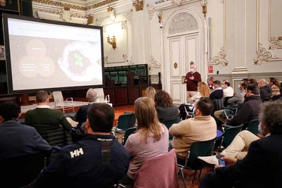 Os concellos da provincia debern corrixir as sas ordenanzas e implantar taxas de residuos que graden o pago por xeracin 