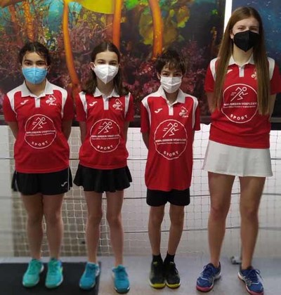 Participacin del Club Bdminton Tui en el Mster Sub13 Sub17 en A Corua