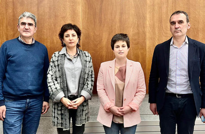  A Mancomunidade do Baixo Mio acorda axudar economicamente ao pobo de Ucrana