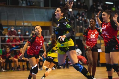El Guards sabe sufrir en la pista del Morvedre (24-26)
