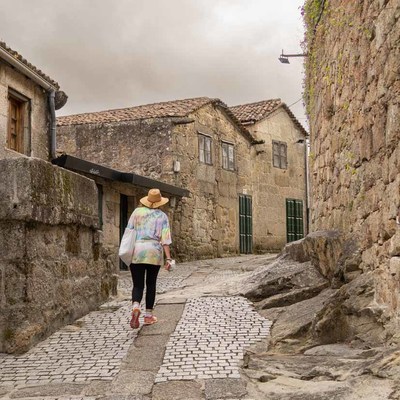 A Historia, patrimonio, natureza, gastronoma, . . .  atractivos para visitar Tui esta Semana Santa