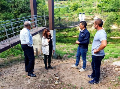 O Concello de Oia remata a pasarela colgante peonil sobre o río Tamuxe en Loureza grazas a unha achega de 90.000euros da Xunta O Concello de Oia remata a pasarela colgante peonil sobre o río Tamuxe en Loureza grazas a unha achega de 90.000euros da Xunta