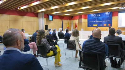 La gestin sostenible de las pesqueras de tiburn centra la jornada internacional de pesca de Orpagu en A Guarda