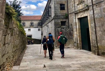 Mis de 5 mil membros e 2 millns de impactos do perfil Camino Portugus Tui en Facebook