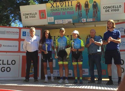 Dos victorias del Team Oiense - Escuela Estvez este fin de semana