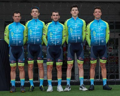 Bloque slido del Team Oiense - Escuela Estvez para la Volta a Galicia