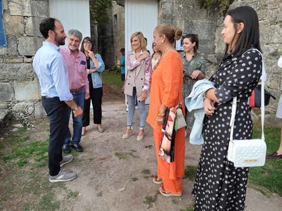 A Presidenta do PSdG-PSOE e da Deputacin de Pontevedra visita Oia
