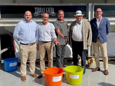 Terras Gauda apuesta por la viticultura regenerativa para mejorar su sostenibilidad medioambiental