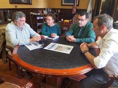 Tui smase ao Da Mundial do Alzhimer cunha charla e unha mesa informativa