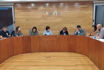 O pleno municipal de Tomio mostra o seu apoio ao IES Antn Alonso Ros na sa demanda dunha segunda especialista en Pedagoxa Teraputica 