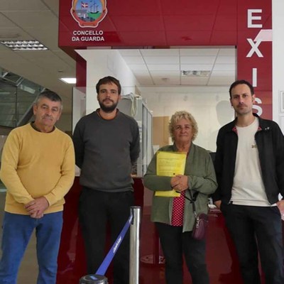 Mis dun cento de persoas presentan alegacins contra o acordo do PSOE e do PP de segregar a finca de Fnola do PERI 5