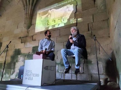 Maxn Picallo recibe el IV Recoecemento Mosteiro de Oia