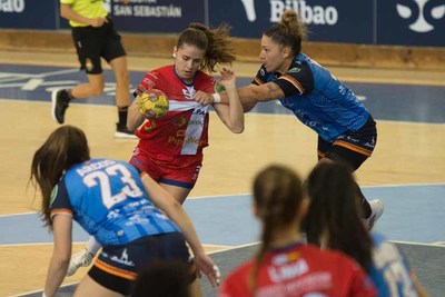El Guards deja una gran imagen pese a ceder en la pista de Bera Bera (27-23)