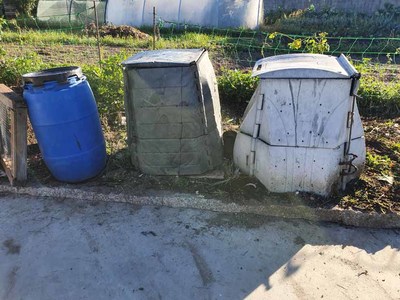 A Guarda contina co reparto gratuto de composteiros