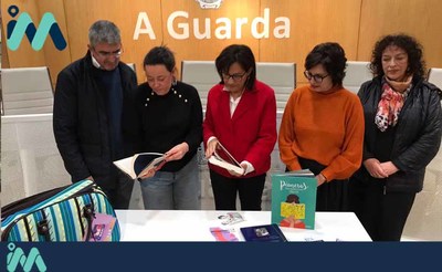 Maica Larriba leva  Guarda -MAVI: a maleta viaxeira contra a violencia de xnero- para achegar recursos formativos en igualdade e contra a violencia machista  sa vecianza 