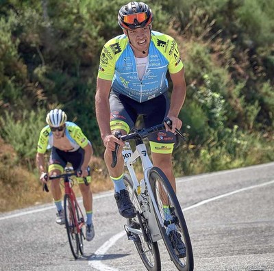 Jorge lvarez renueva con el Team Oiense - Escuela Estvez para 2023