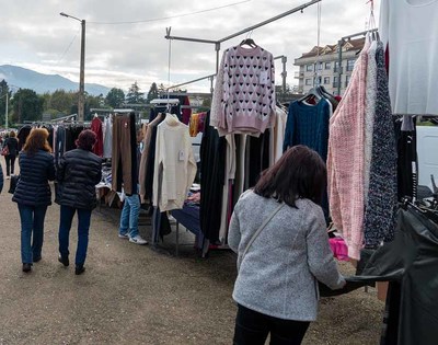 128 postos solicitaron a sa renovacin no Mercado semanal dos Xoves en Tui