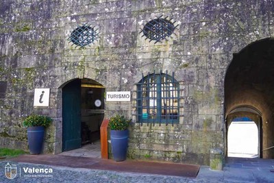 66 Nacionalidades Passaram Pela Loja de Turismo de Valena