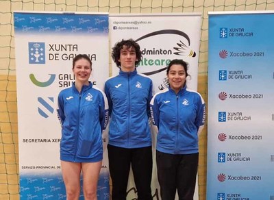 Tres medallas de Bronce para o Club Bdminton Tui na pasada fin de semana