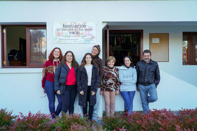 En Tomio, la solidaridad est -en tus manos-