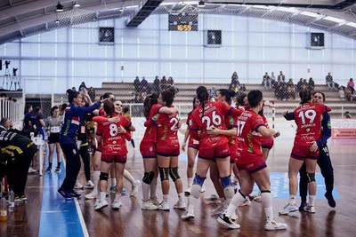 El Guards cierra el maratn con dos puntos de oro (24-25)