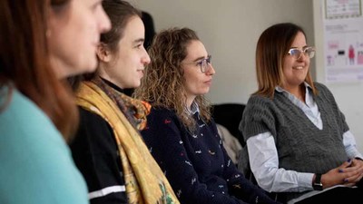SOMOS NENAS E MULLERES: Coincidindo co 8M COGAMI pon o foco de atencin nas que viven maior discriminacin 