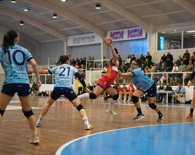 El Guards se lleva la victoria en un derbi apasionante (27-24)