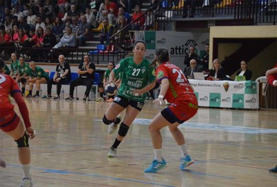 El Guards da el primer paso hacia la final tras ganar en Elche (22-23)