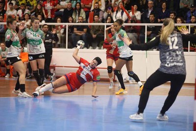 El Guards hace historia al meterse en la final de la Copa Europea (22-18, 45-40 en el global)
