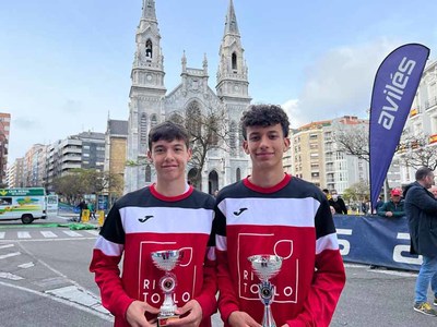 Los hermanos Sierpes se suben al pdium en la Milla Urbana de Avils