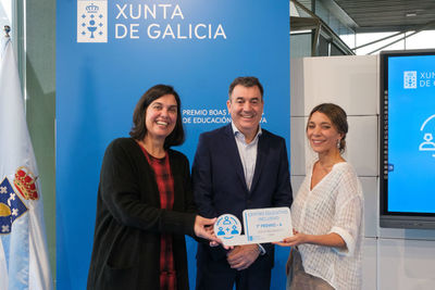 Romn Rodrguez entrega al CEIP n 1 de Tui el Premio Boas Prcticas de Educacin Inclusiva