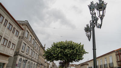 Tui refuerza la iluminacin en las calles del centro urbano
