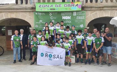 Preto de 300 ciclistas participaron no trofeo montes do Rosal 