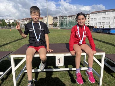 Los benjamines del Trega de Tomio, triunfan en el Provincial escolar de Xogade de pista al aire libre 2023 de Pontevedra