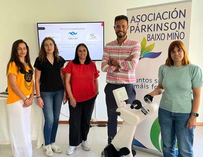 La avanzadilla de la investigacin llega a los usuarios de Parkinson de Tui y de Vigo