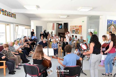 Valena Faz Sorrir Avs